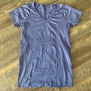Lululemon large workout/athletic top